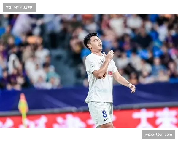 大连英博连续八个客场未胜,进攻效率低下拖累战绩 大连英博连续八个客场未胜,进攻效率低下拖累战绩